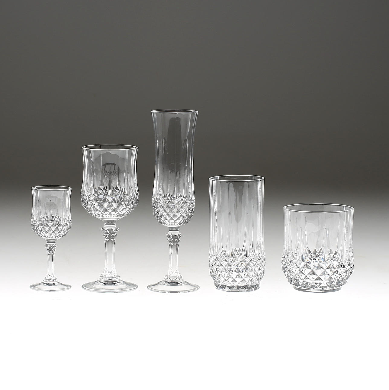 GLASSERVIS, 29 delar, Cristal d'Arques, Frankrike.