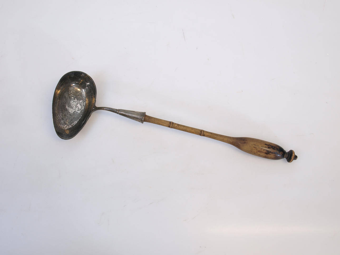 SOPPSLEV, silver och trä, 1800-tal.