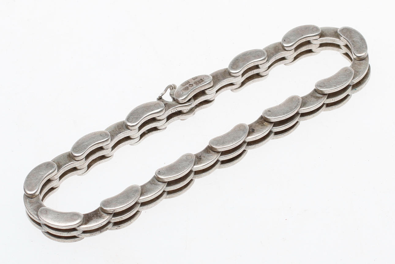 ARMBAND, silver, Victor Janson, Lindesberg, 1950, vikt ca 34,5 gram.