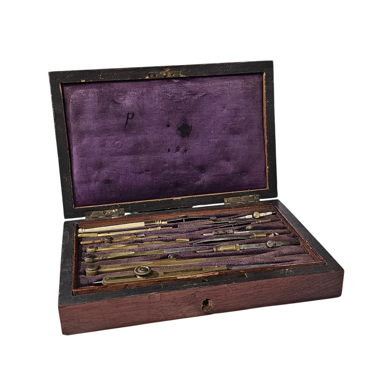 Estuche de compás antiguo.