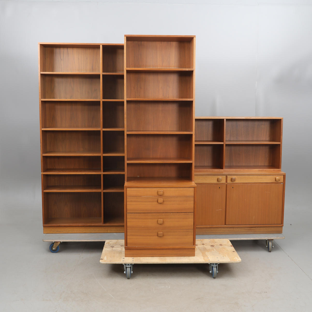 Librería, 3 secciones, «Ulferts Tibro «, divisible.