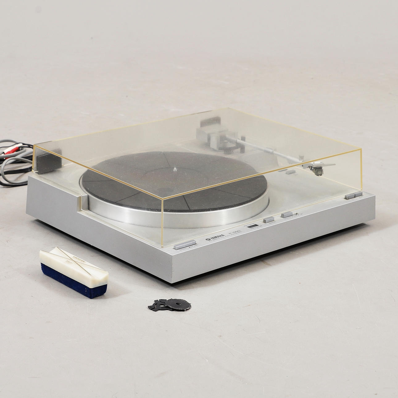 Tocadiscos, Yamaha P-550, años 70.