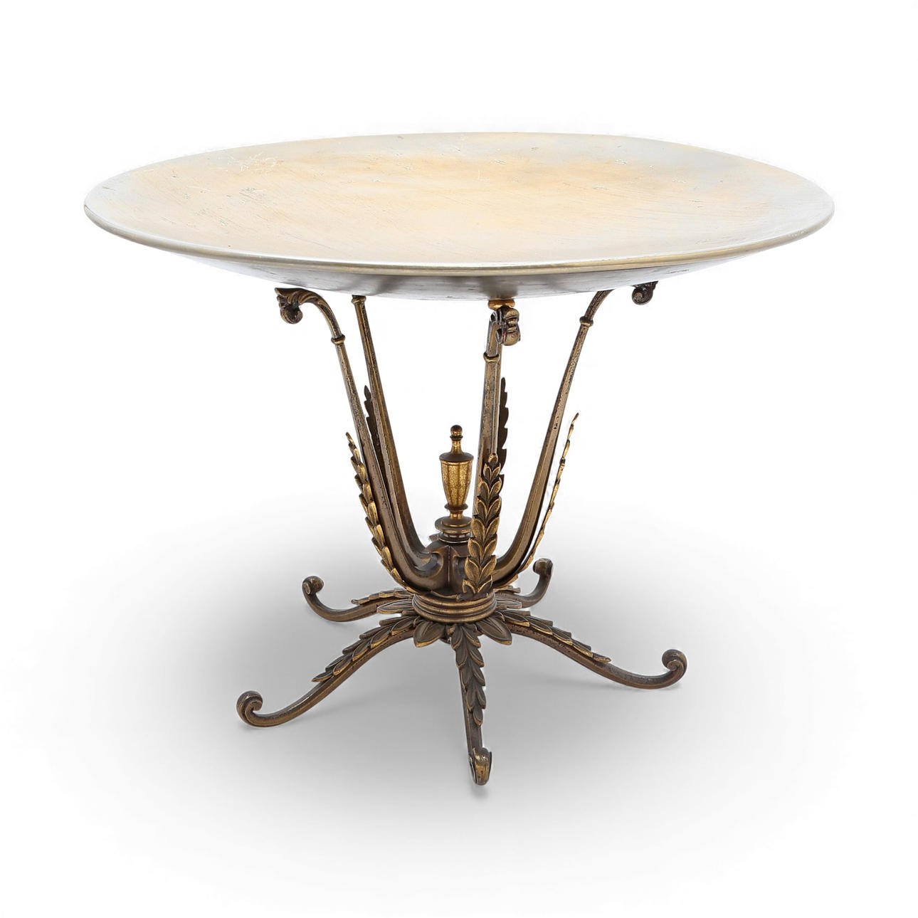 Silvery metal centrepiece, 20th Century.