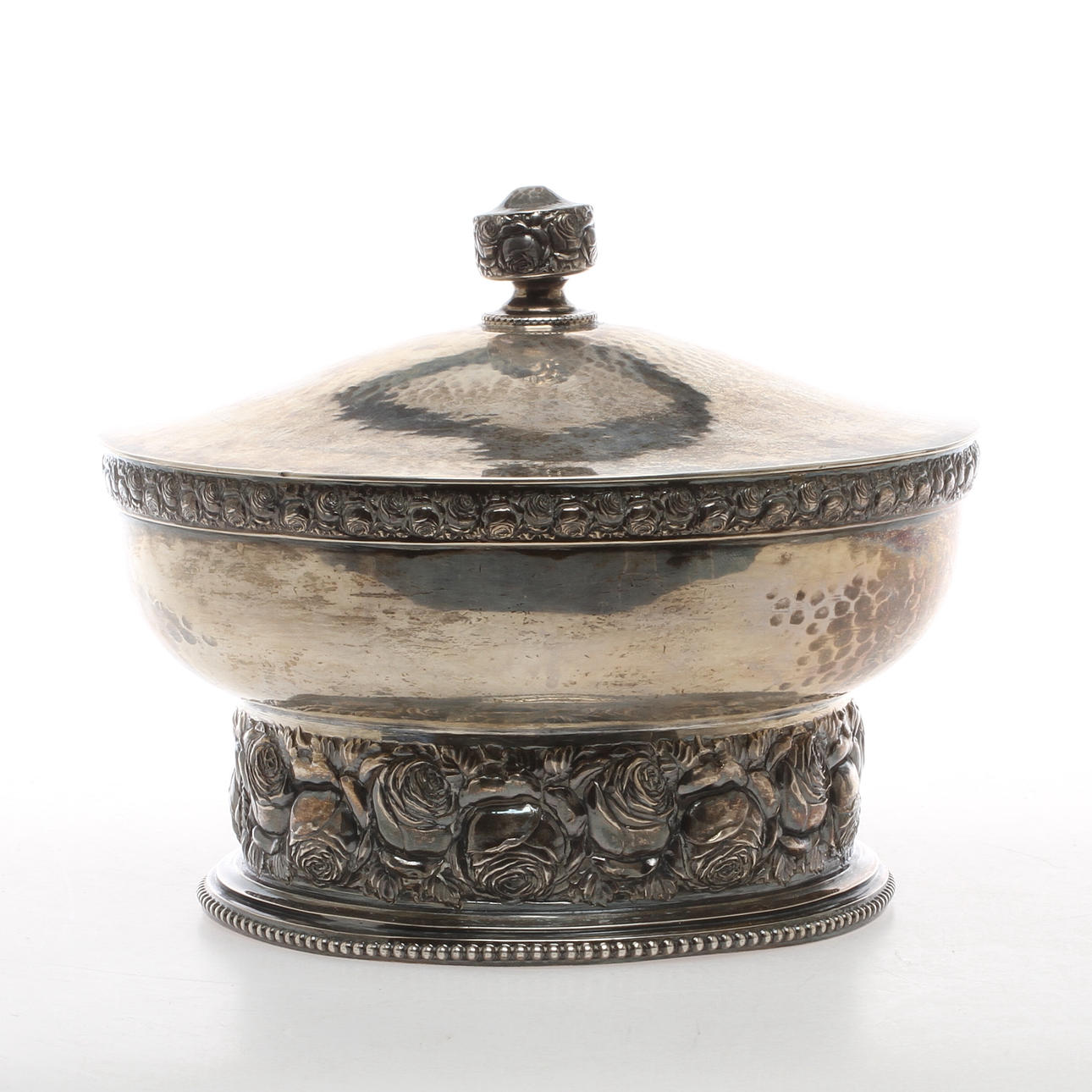 LOCKSKÅL PÅ FOT, silver, Hallbergs, svensk importstämpel, 1920.