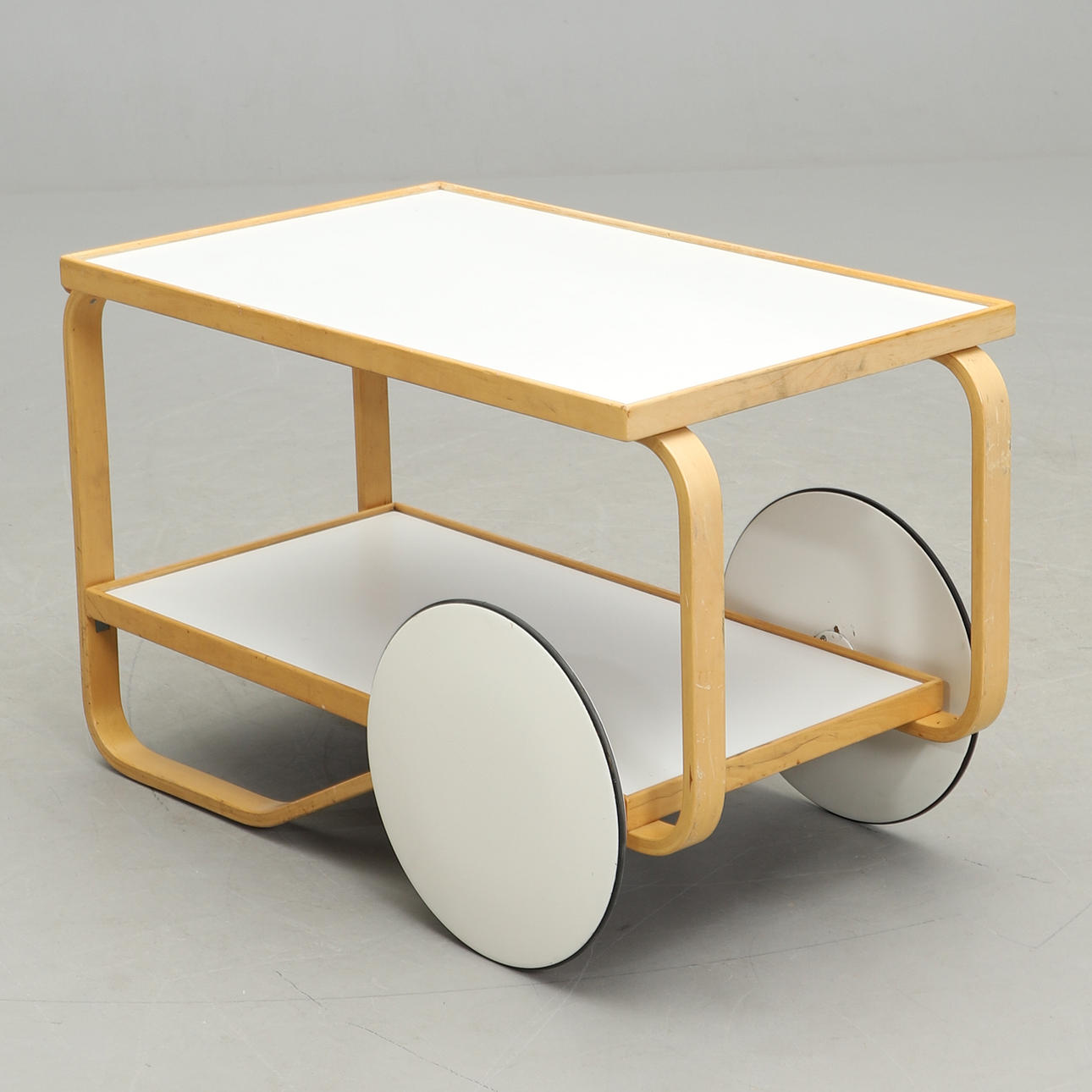 ALVAR AALTO. Tevogn, model 901, Artek.