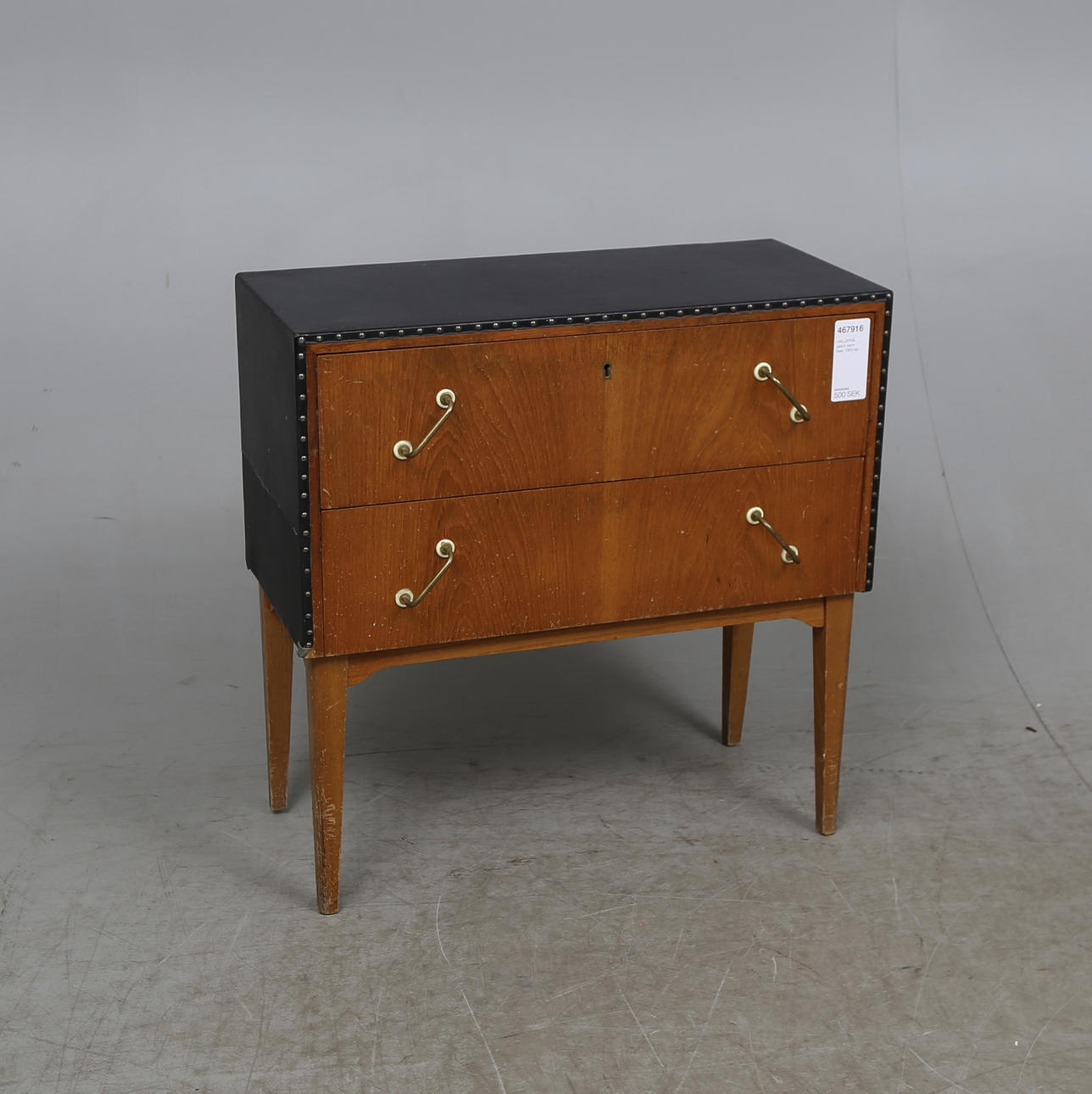 HALLBYRÅ, gallon samt teak, 1900-tal.