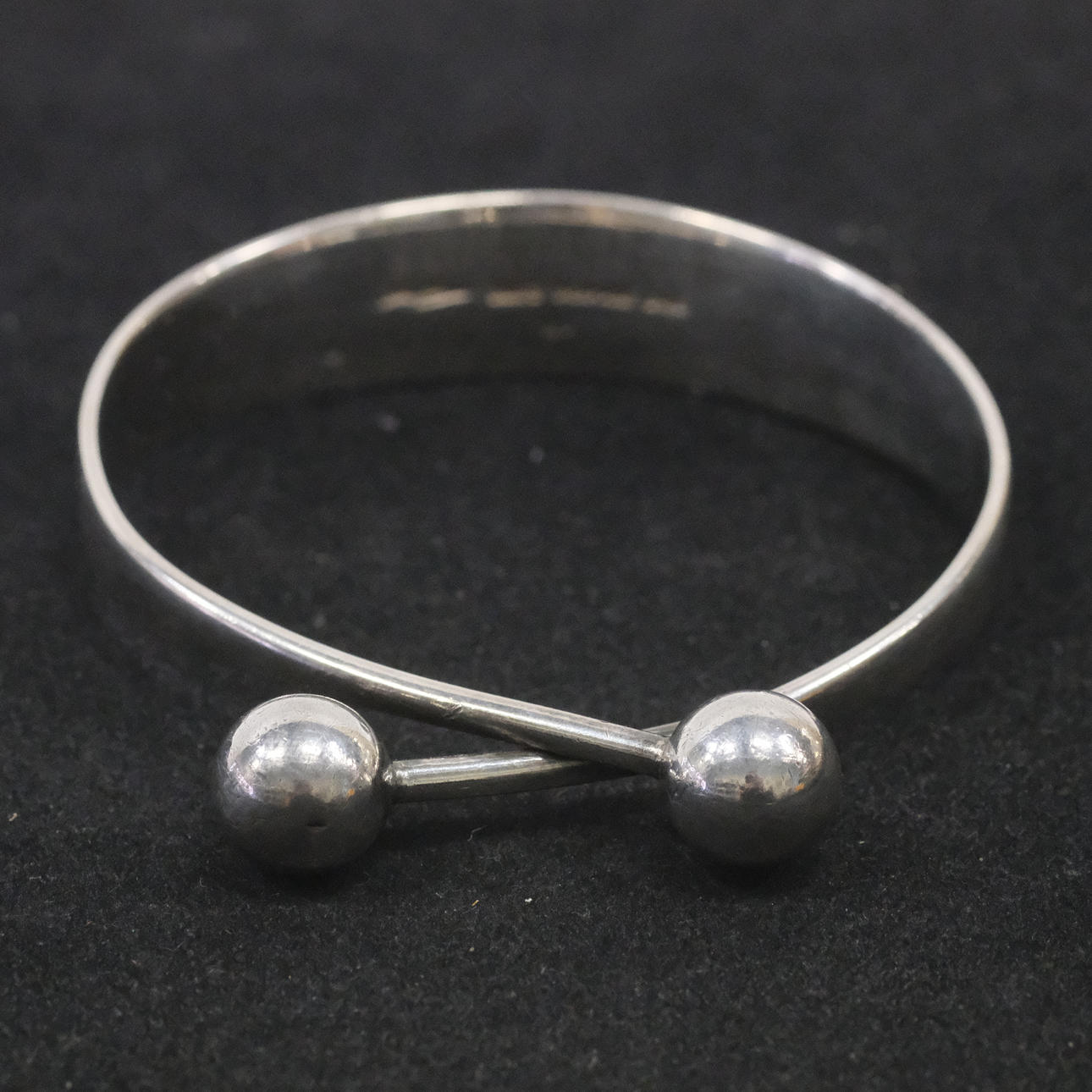 HANS HANSEN. RIGID BRACELET SILVER, 1960'S.