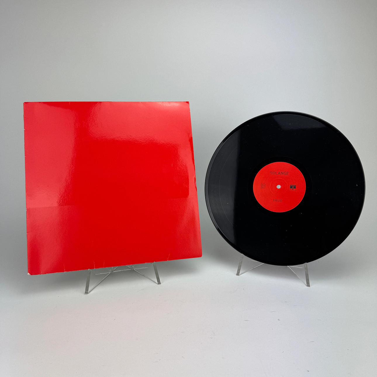 LP RECORD, “True”, Solange, Terrible Records.