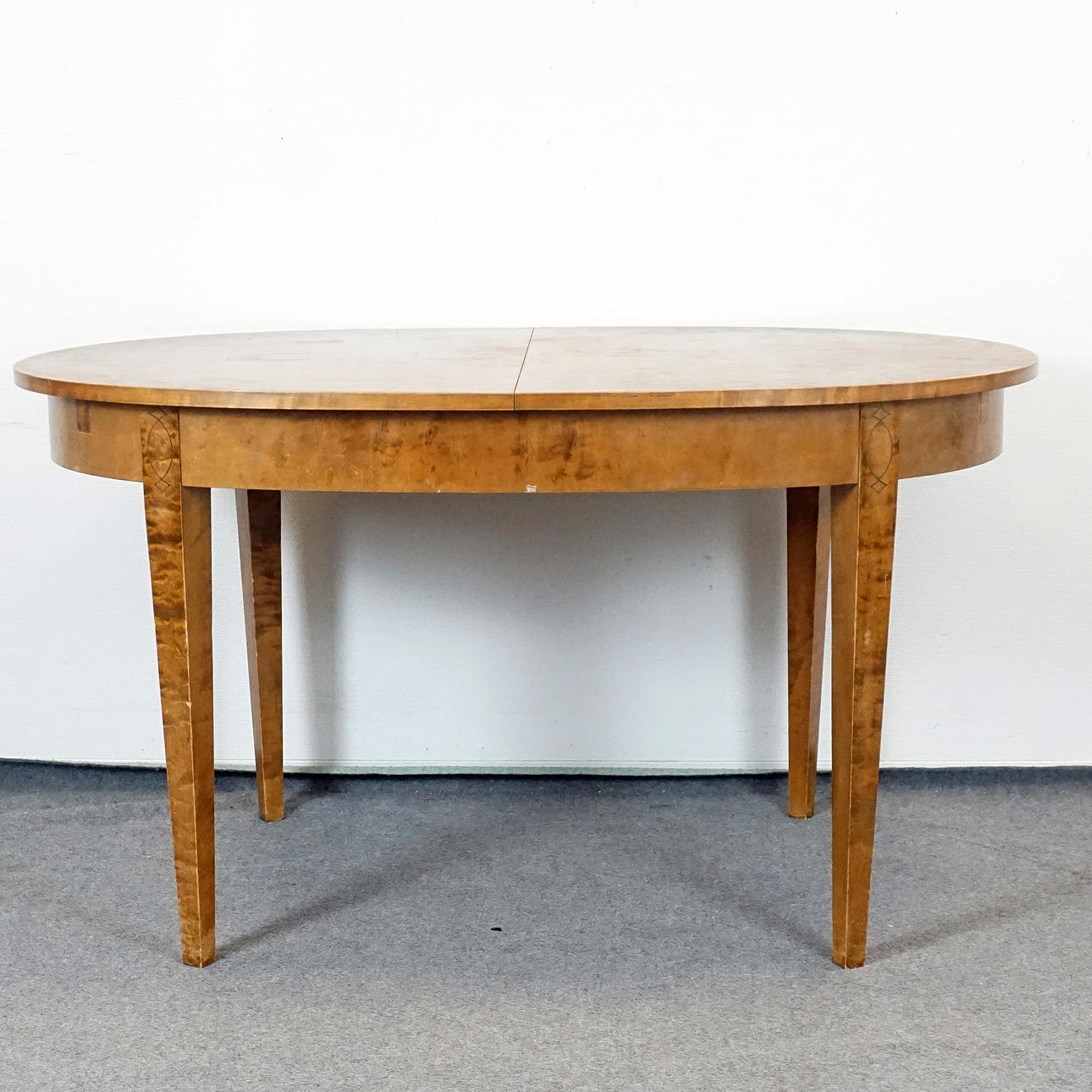 MATBORD. Björk, 1900-tal.