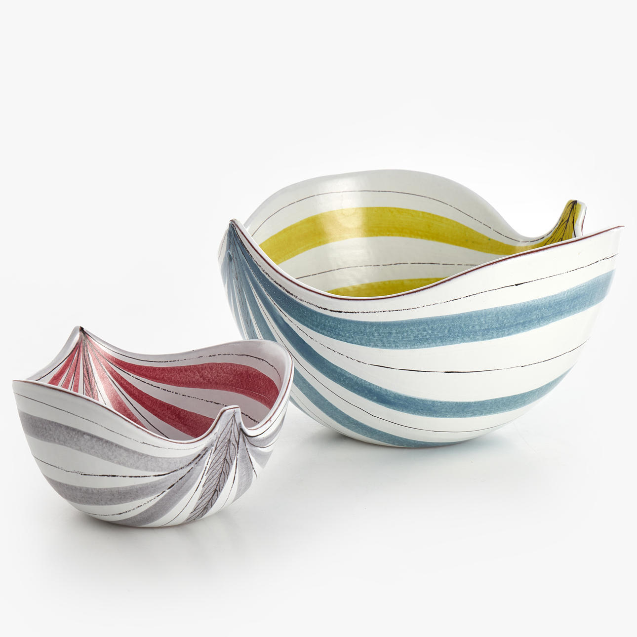 STIG LINDBERG (1916—1982). Two bowls, faience, Gustavsberg, 1950