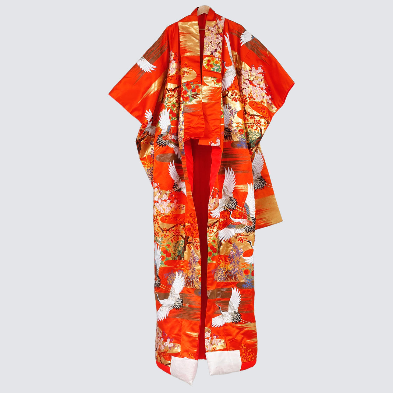 WEDDING KIMONO, “Iro-uchikake”, Japan.