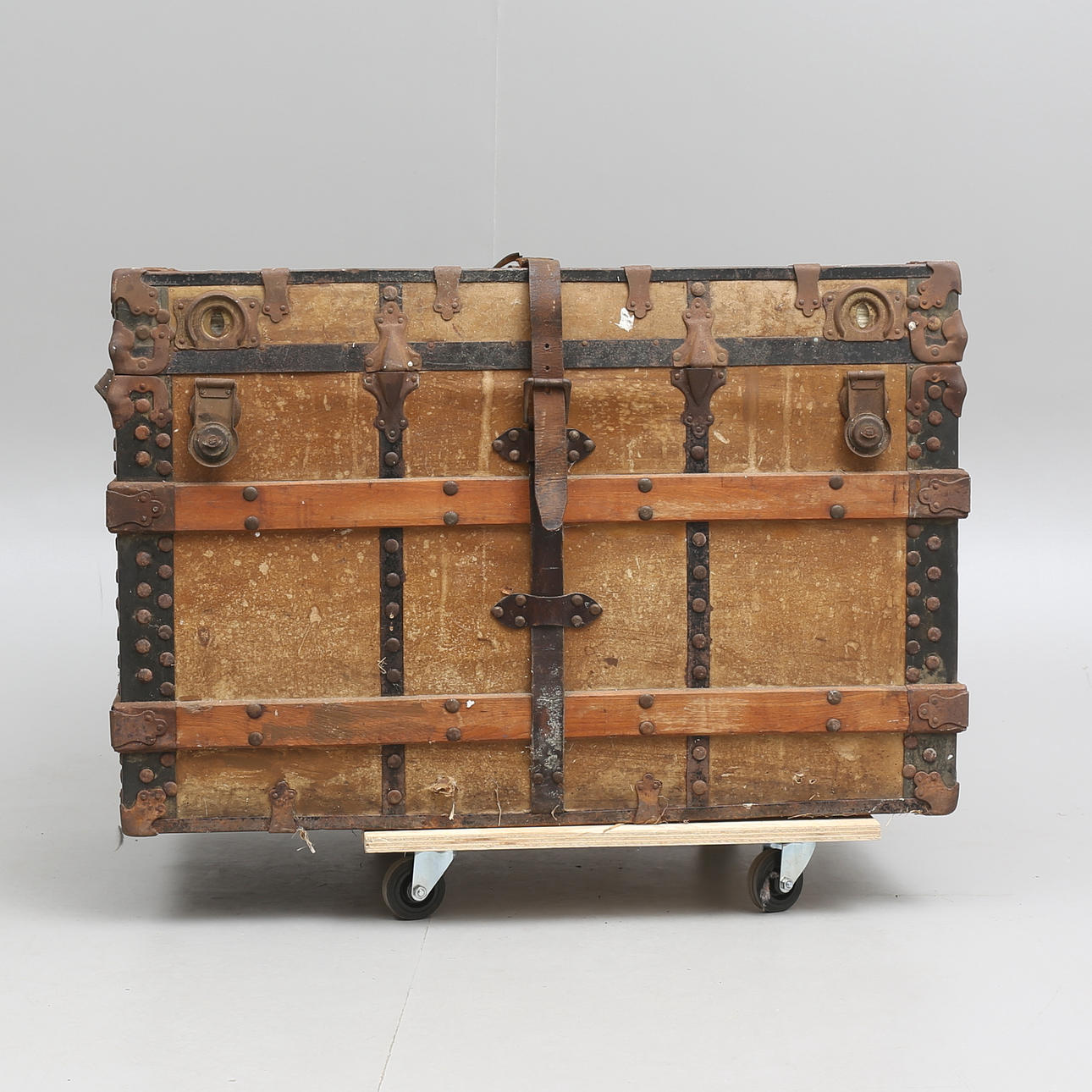 KOFFERT, "Western Grip & Trunk Co", 1914.