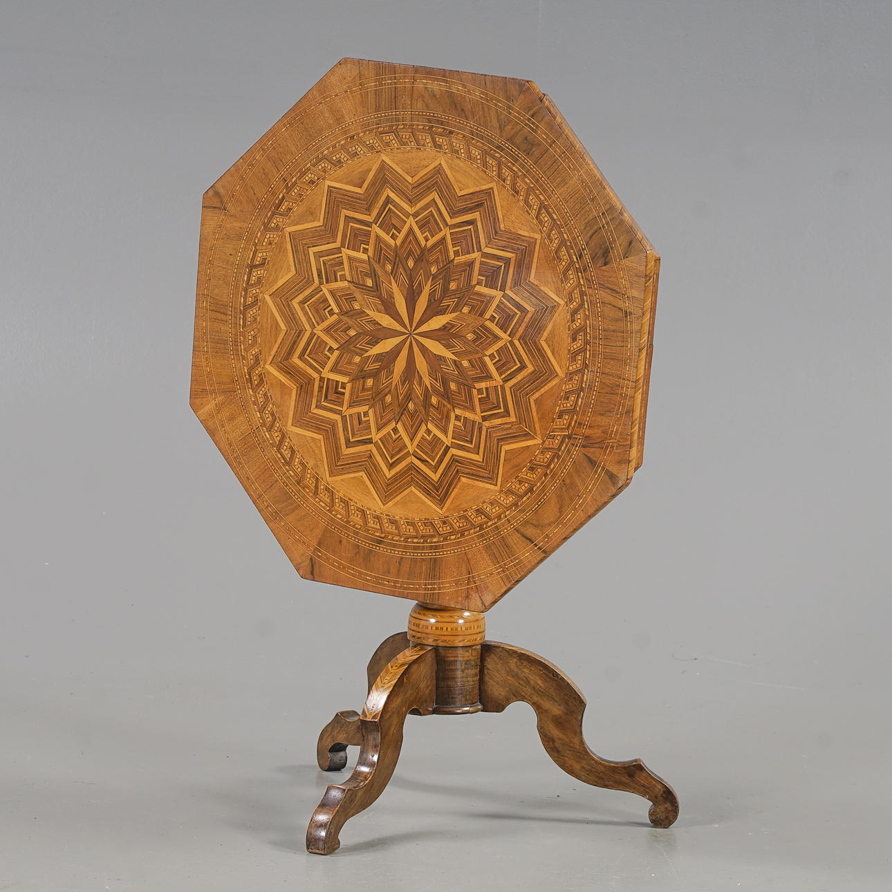 FOLDEBORD „Matchbox“ Italien, 18./20. århundrede.