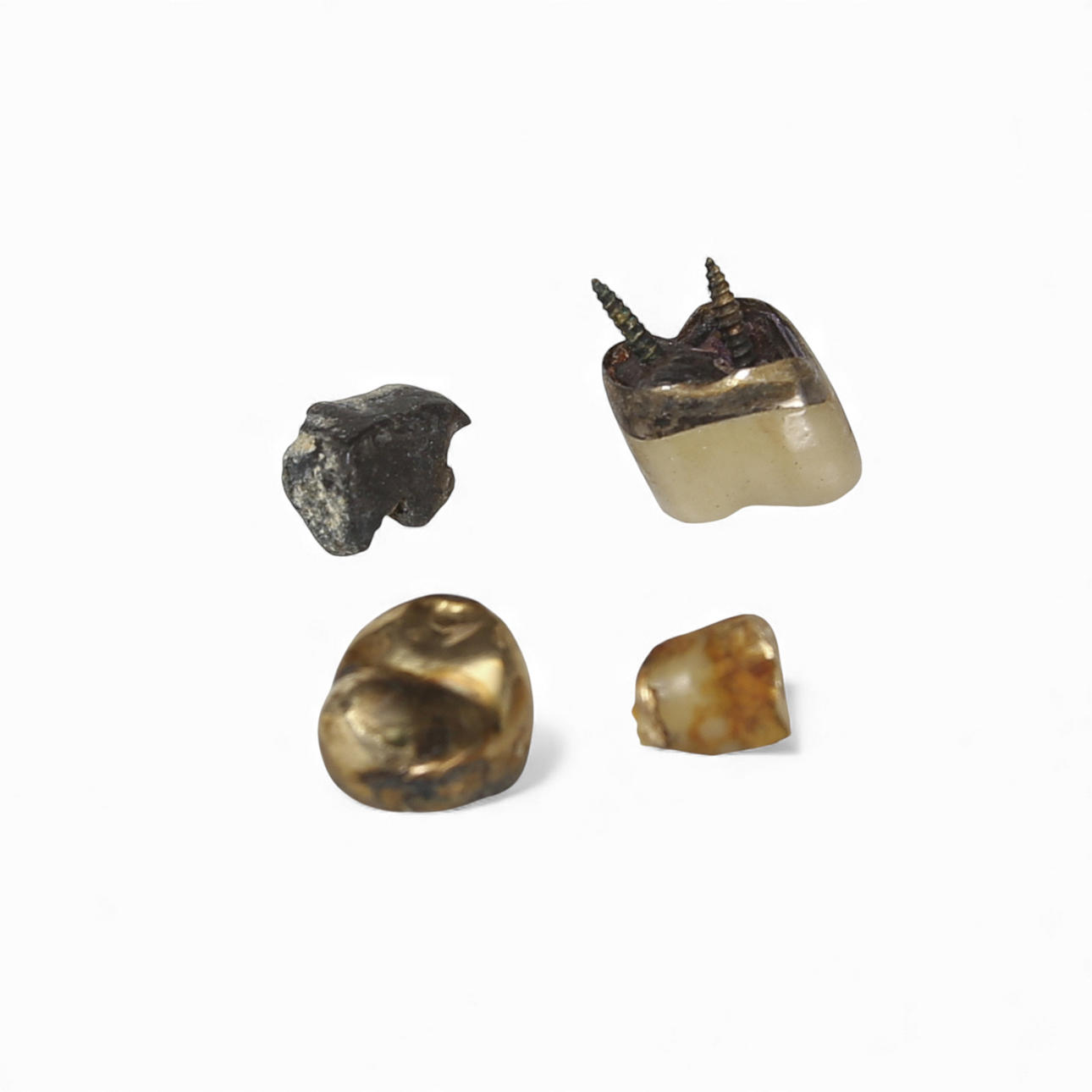 TANDGULD, orensat, 4 delar.