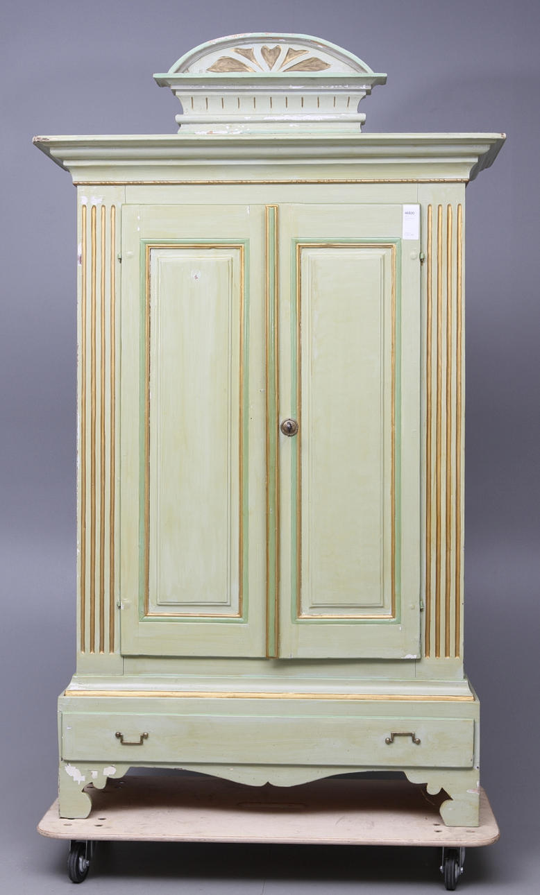 SKÅP, gustaviansk-typ, 1800-tal.