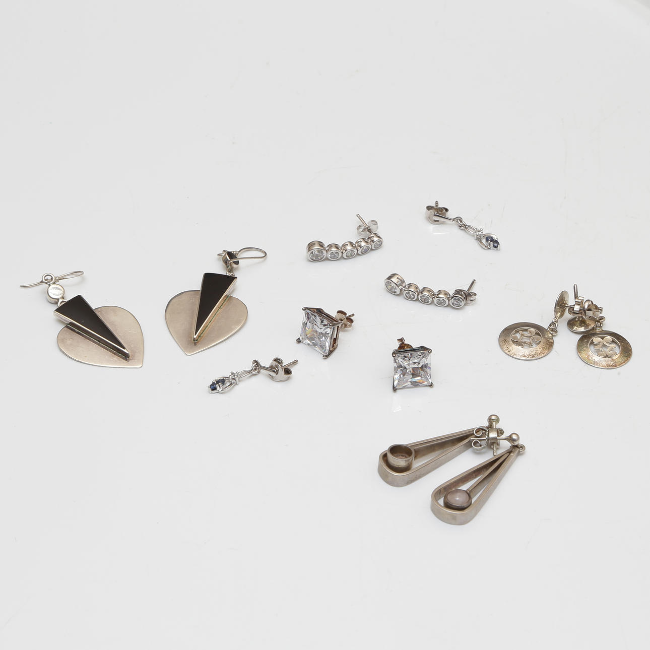 6 PAIRS (12PCS) EARRINGS, SILVER.