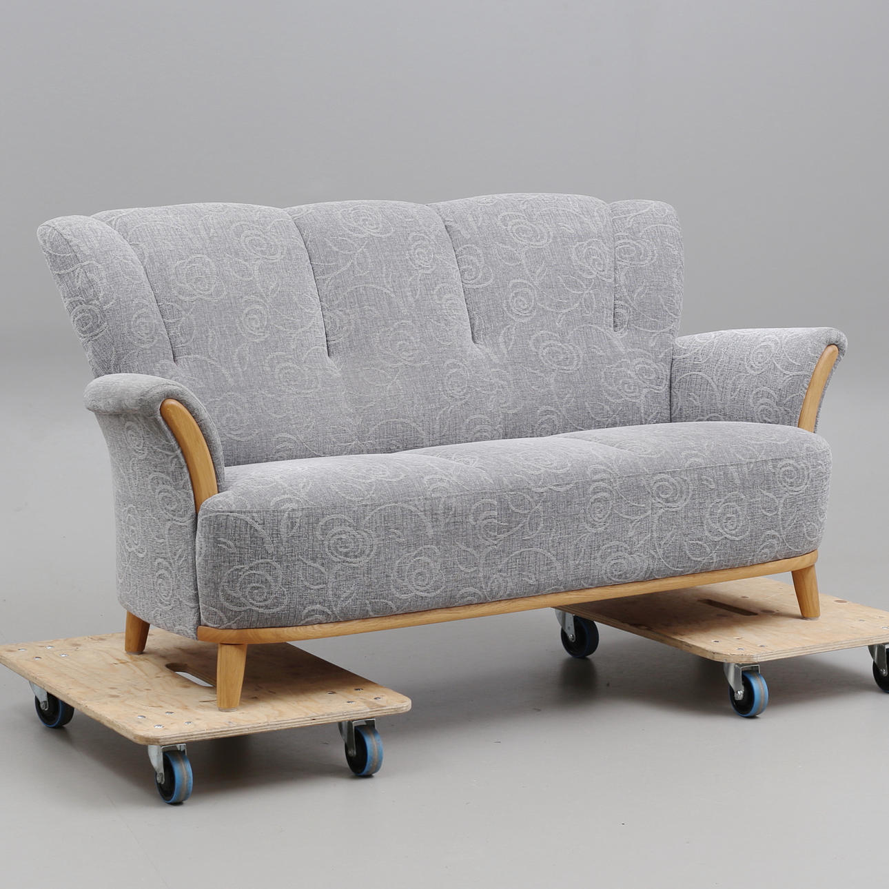 SOFFA, tresits, Törnvalls möbler, Mörlunda.