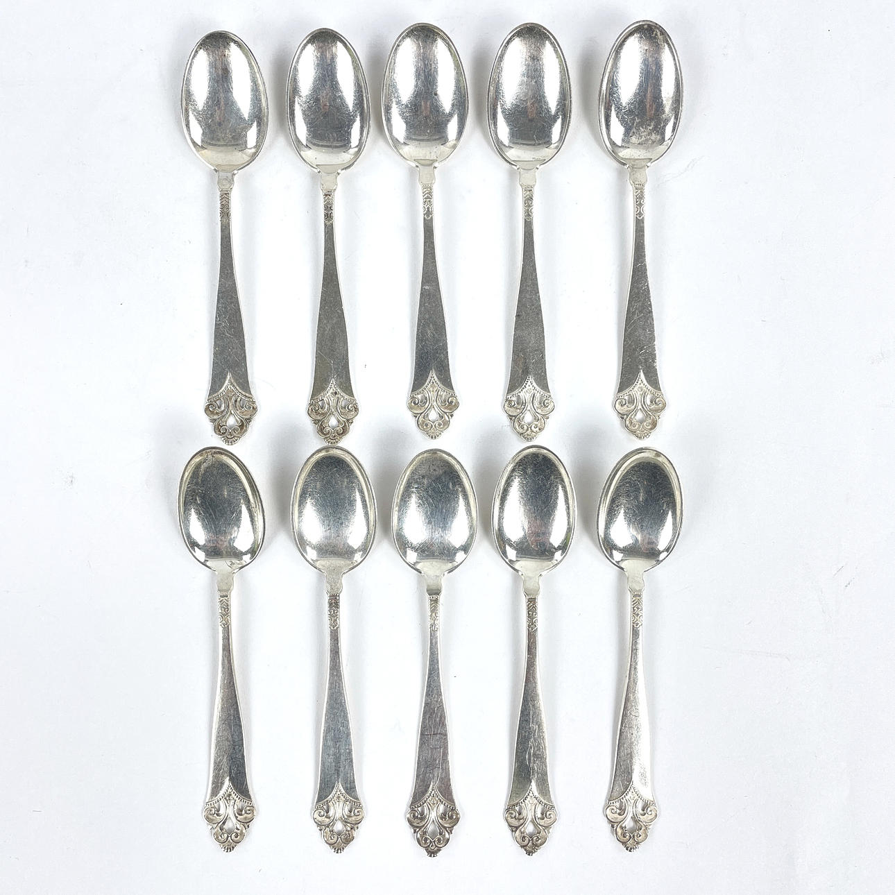 KAFFESKEDAR samt FINGERBORG, 10 + 1 delar, silver. Silver & Metall ...