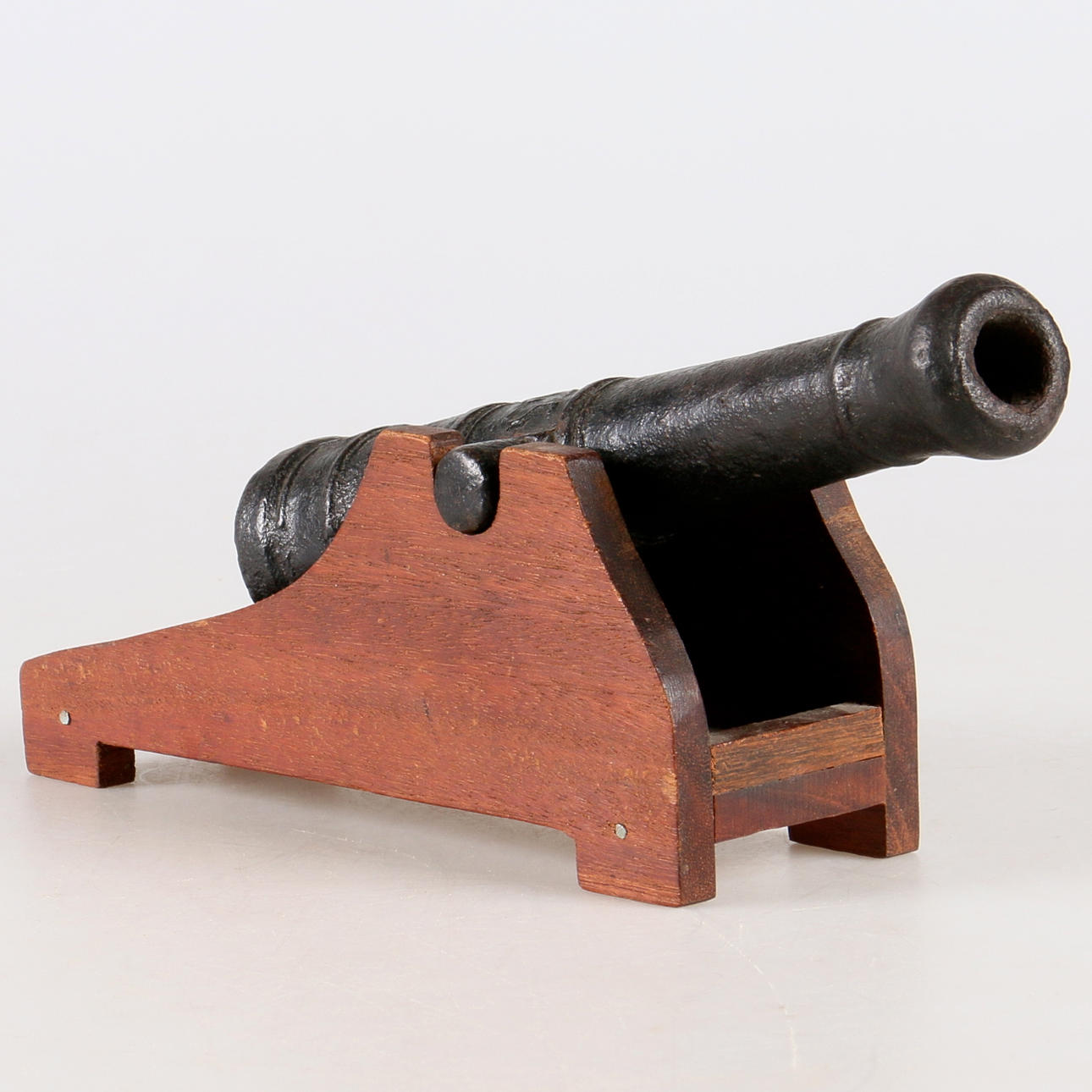 SALUTKANON, gjutjärn, märkt 1765.