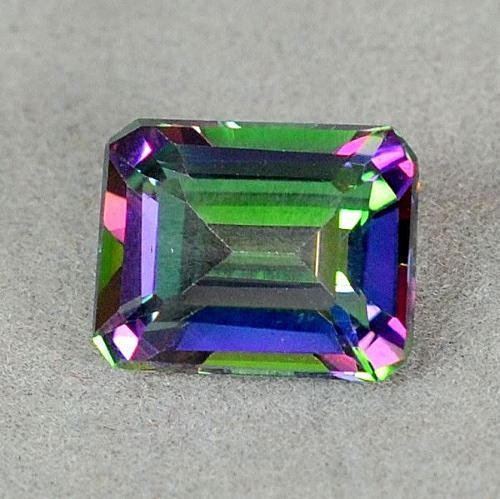 Topas, 3.87 ct. regnbåge certifikat.
