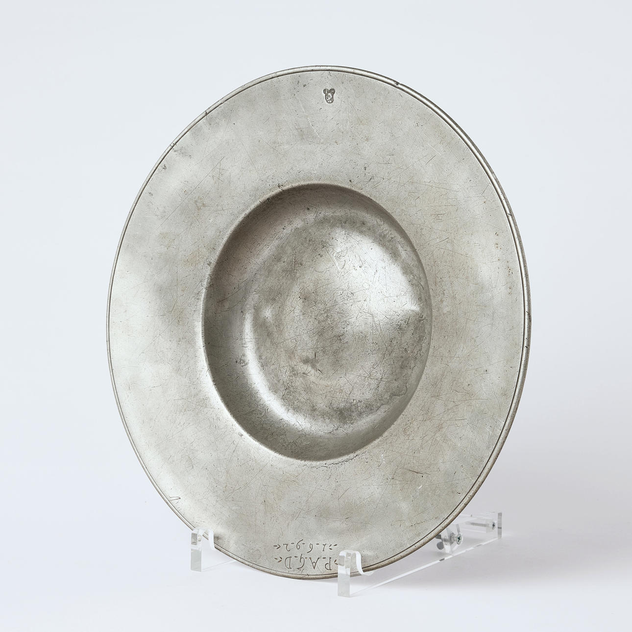 FAT, late 17th century, unidentified master stamp IW, tin. Silver ...