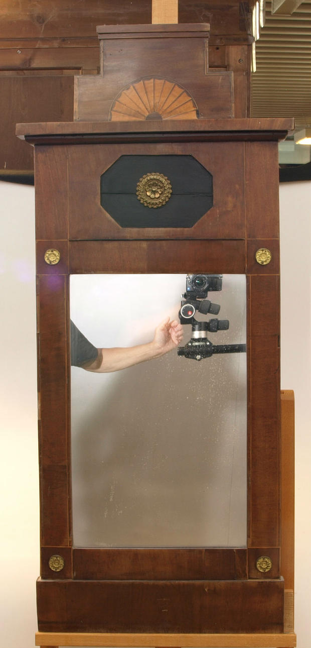 VÄGGSPEGEL, mahogny, Karl-Johan, 1800-talets första hälft.