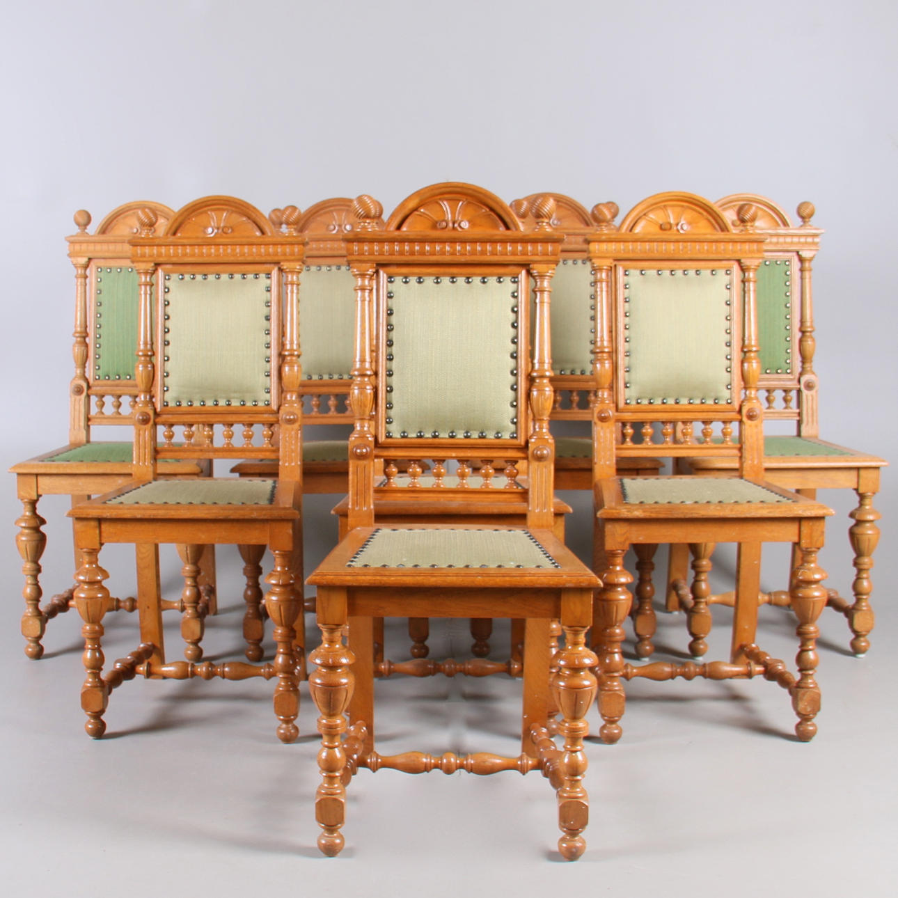 STOLAR, 8 st. Ek, barockstil, 1900-tal.