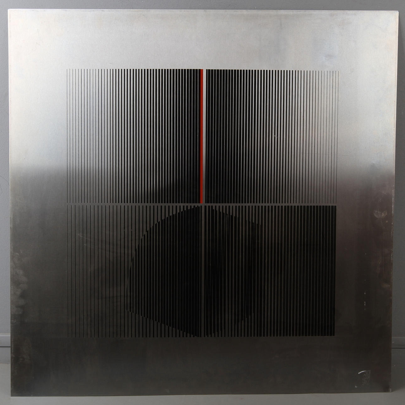 GIORGIO TONTI. komposition på plåt, etikettmärkt G. Tonti, Studio Zero, Milano.