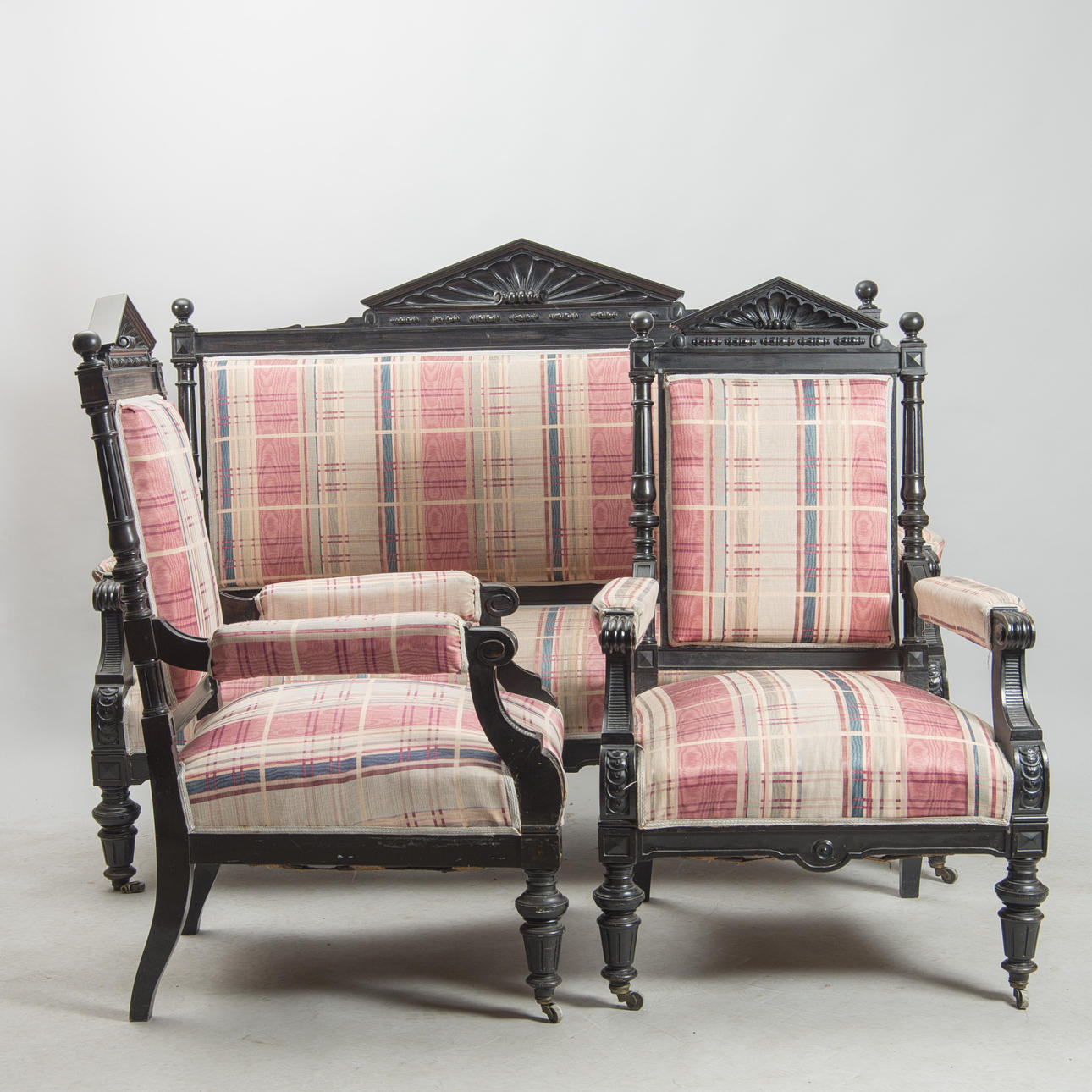 SOFFA SAMT FÅTÖLJER, svartmålade, nyrenässans.