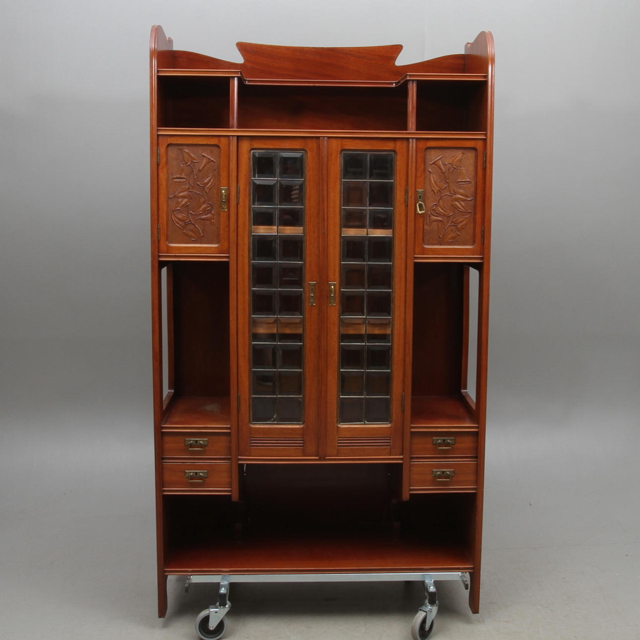 VITRINSKÅP, jugend, tidigt 1900-tal.