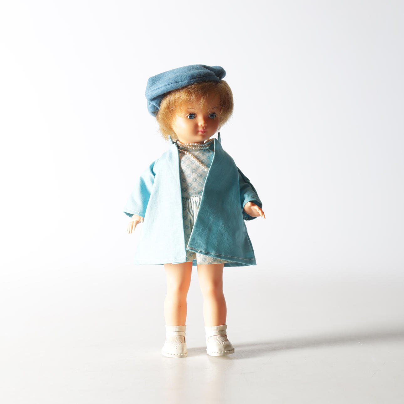Una muñeca de plástico de los años 60.
