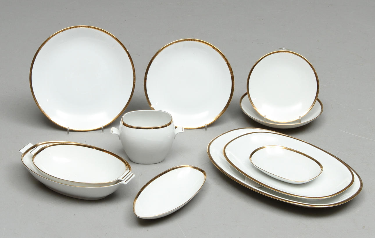 MATSERVISDELAR, ca 57 dlr, porslin, "Oriental", Rörstrand.