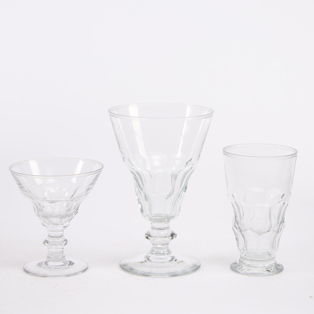 SERVIS, 36 delar, 1900-talets första hälft.