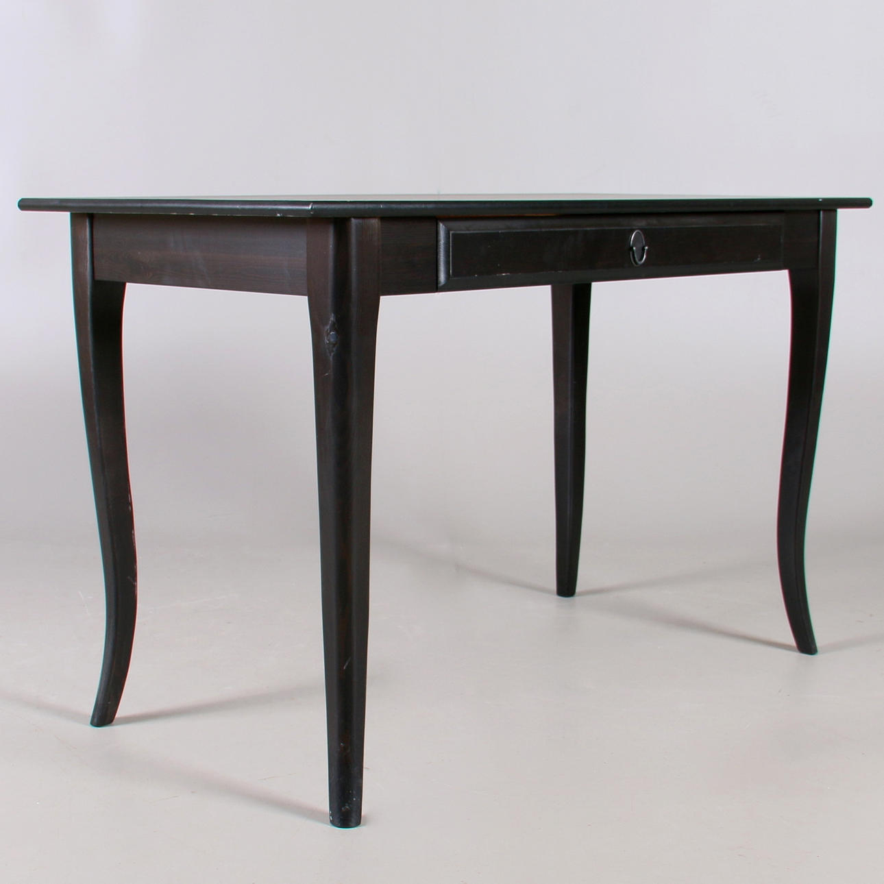 SKRIVBORD, Ikea, samtida.