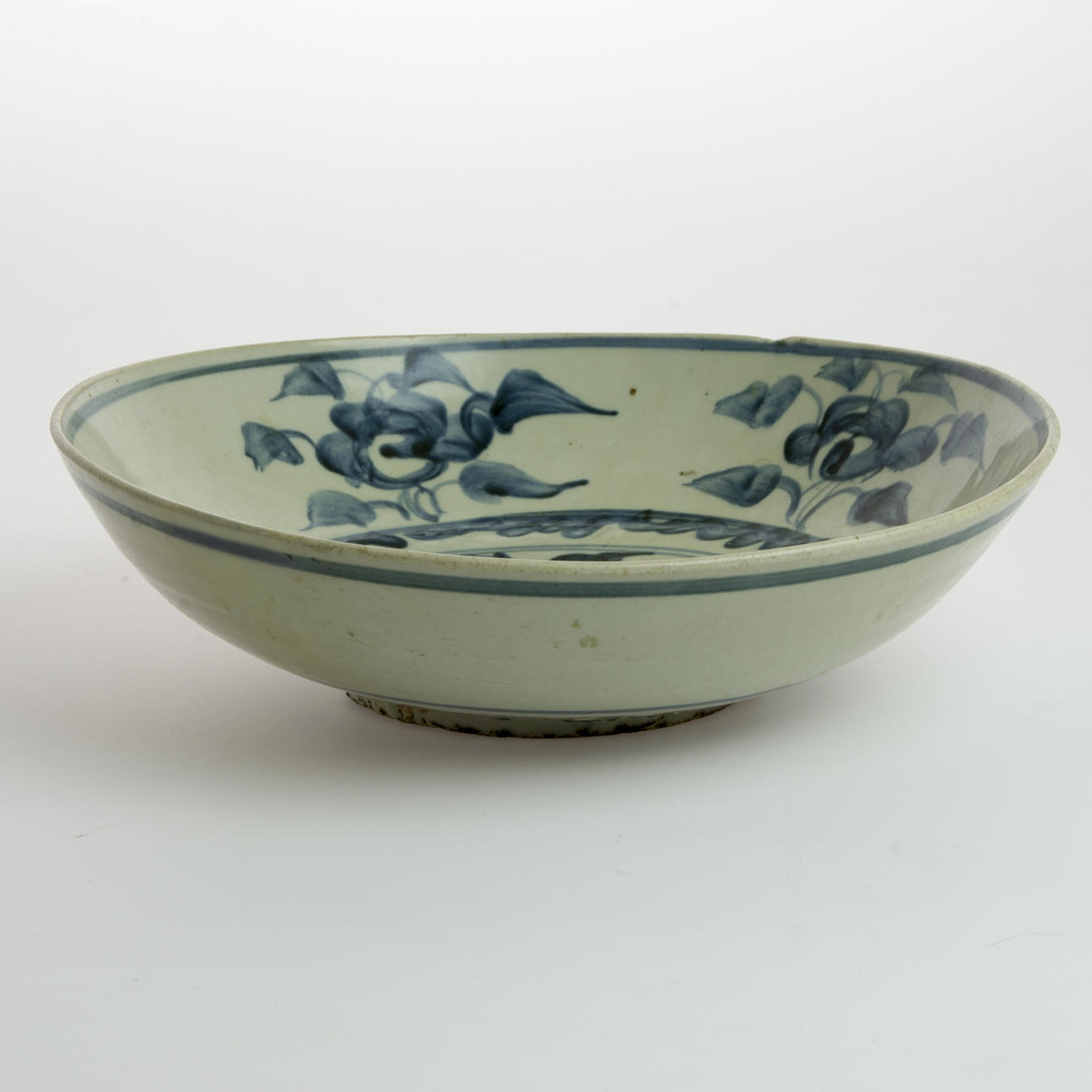 SKÅLFAT, porslin, Ming, Kina.