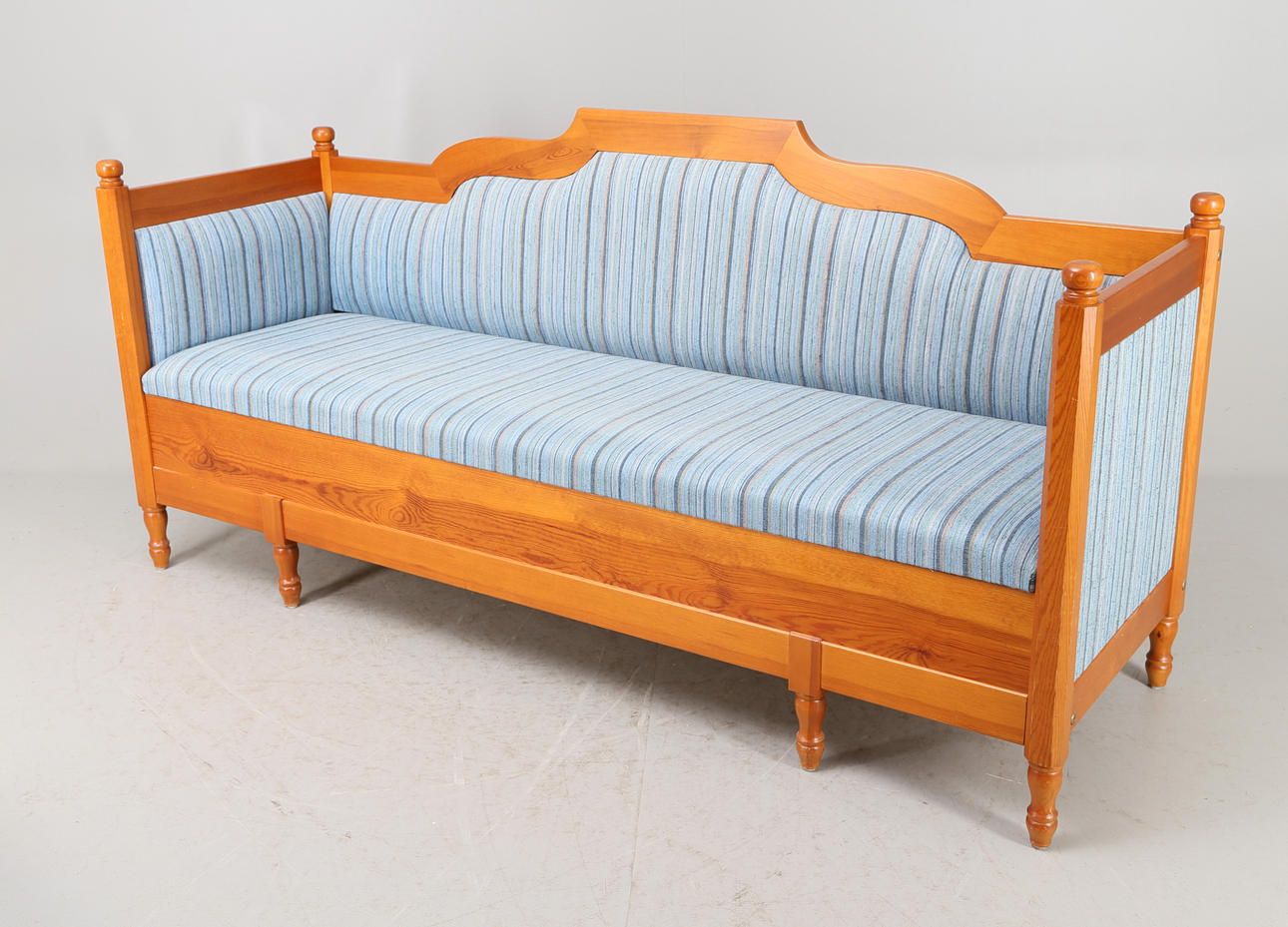 BÄDDSOFFA, furu, 1900-talets första hälft.