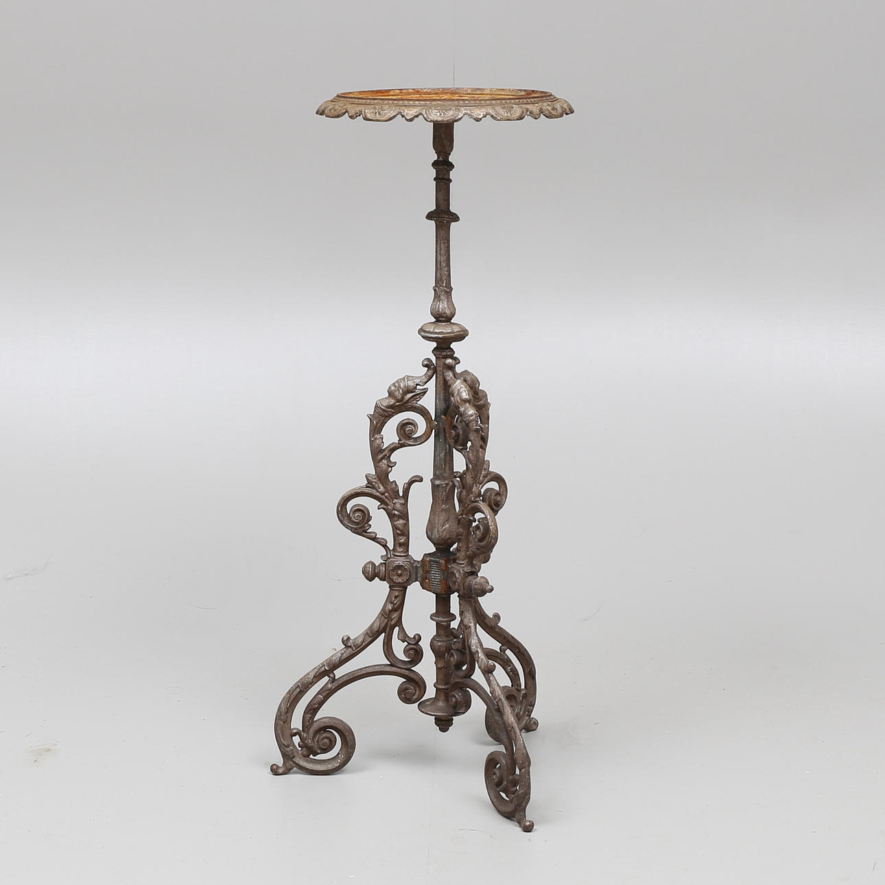 PIEDESTAL, gjutjärn.