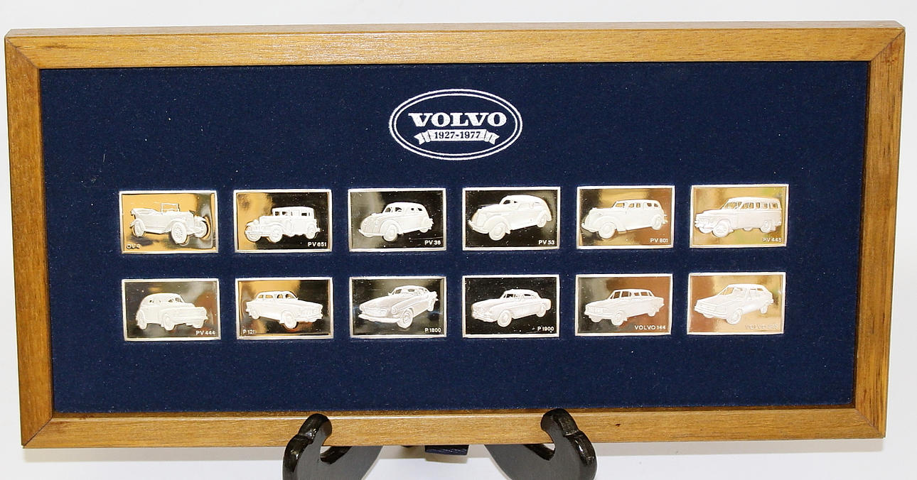 SILVERPLAKETTER, 12 st, "DE HISTORISKA VOLVOBILARNA" 227 gram.