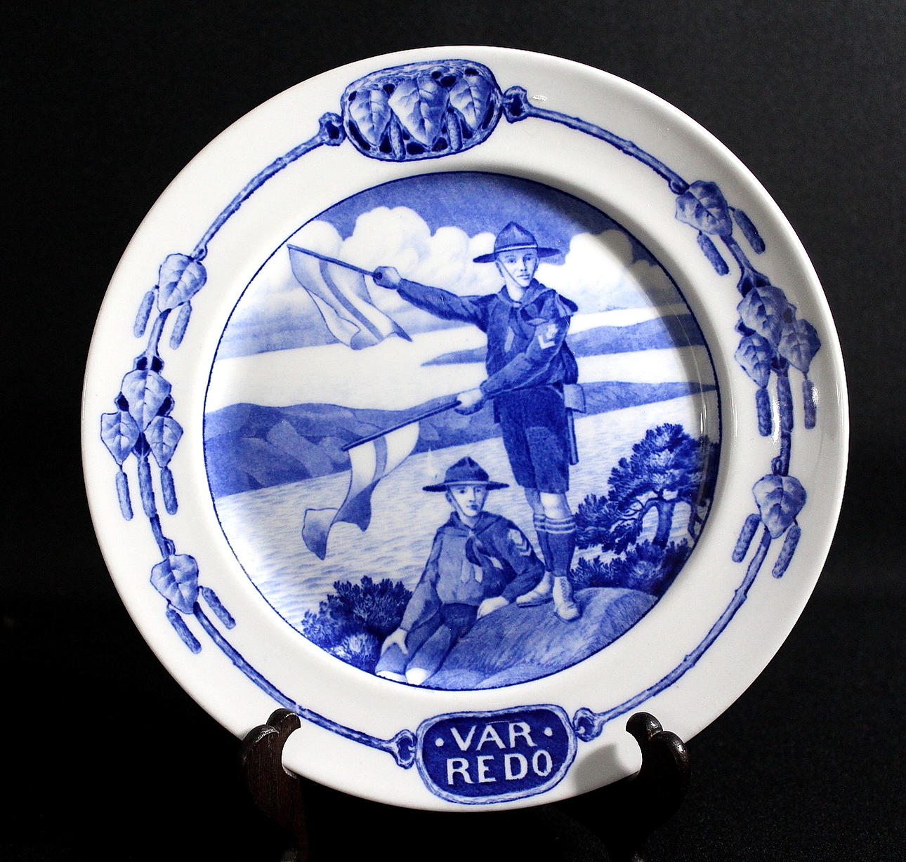 FAT, porslin, "var redo" scout, Rörstrand 1912.