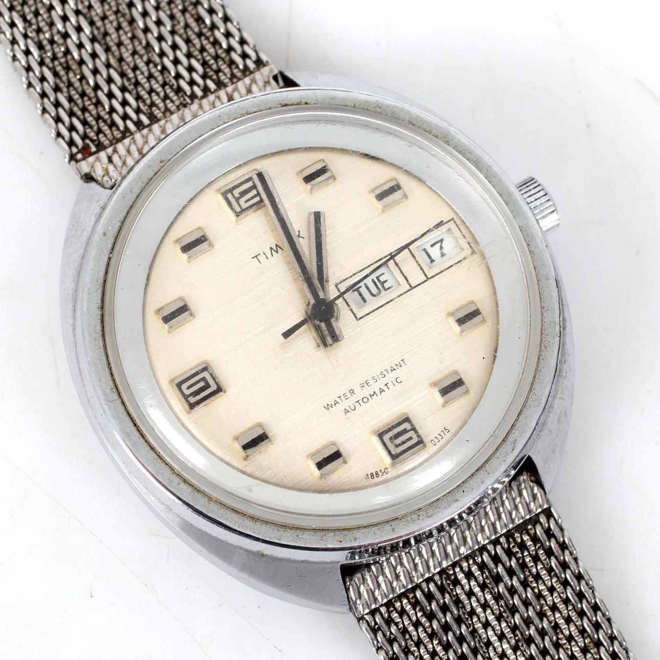 WRISTWATCH, automatic with day and date, Timex.