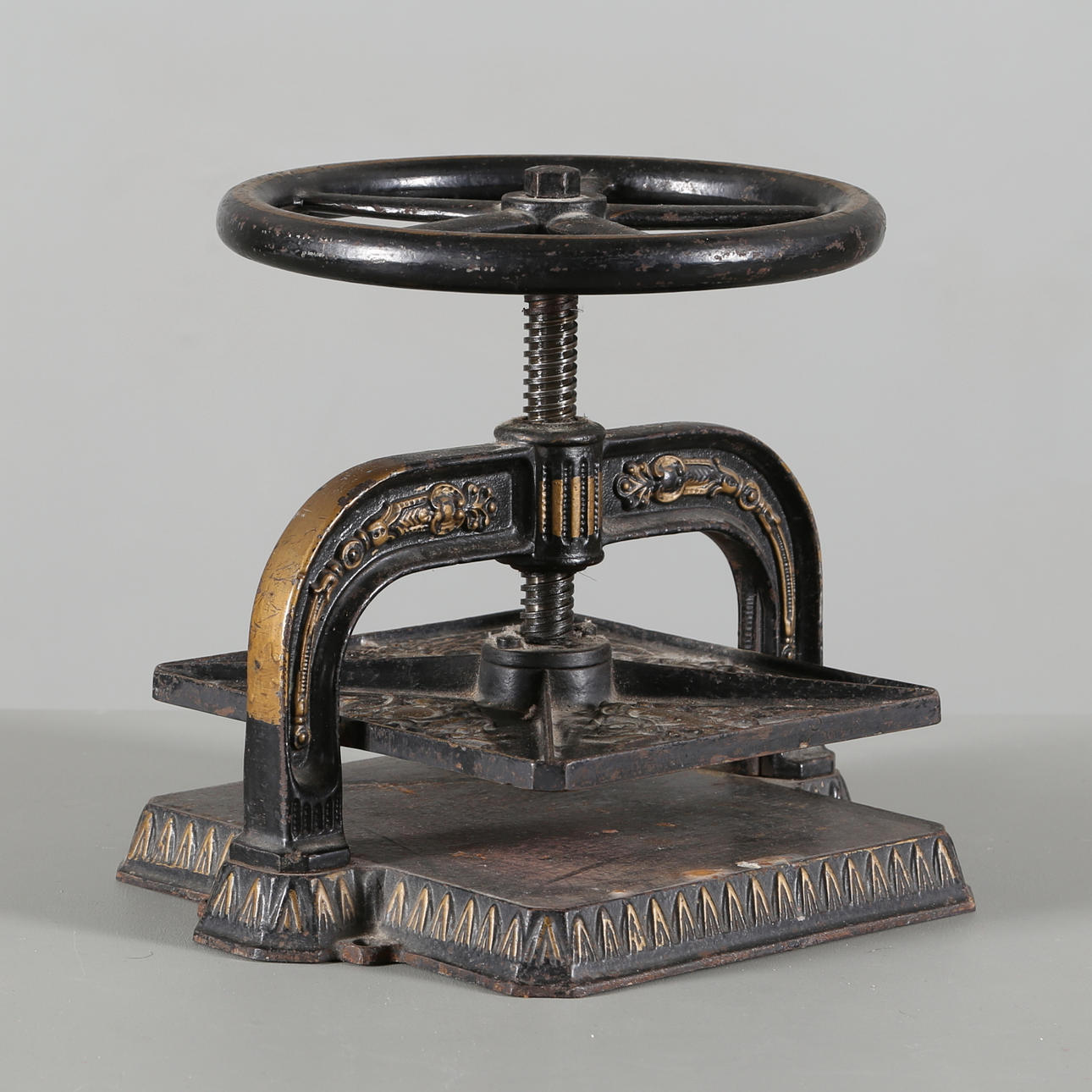 BOKPRESS, gjutjärn, omkring 1900.