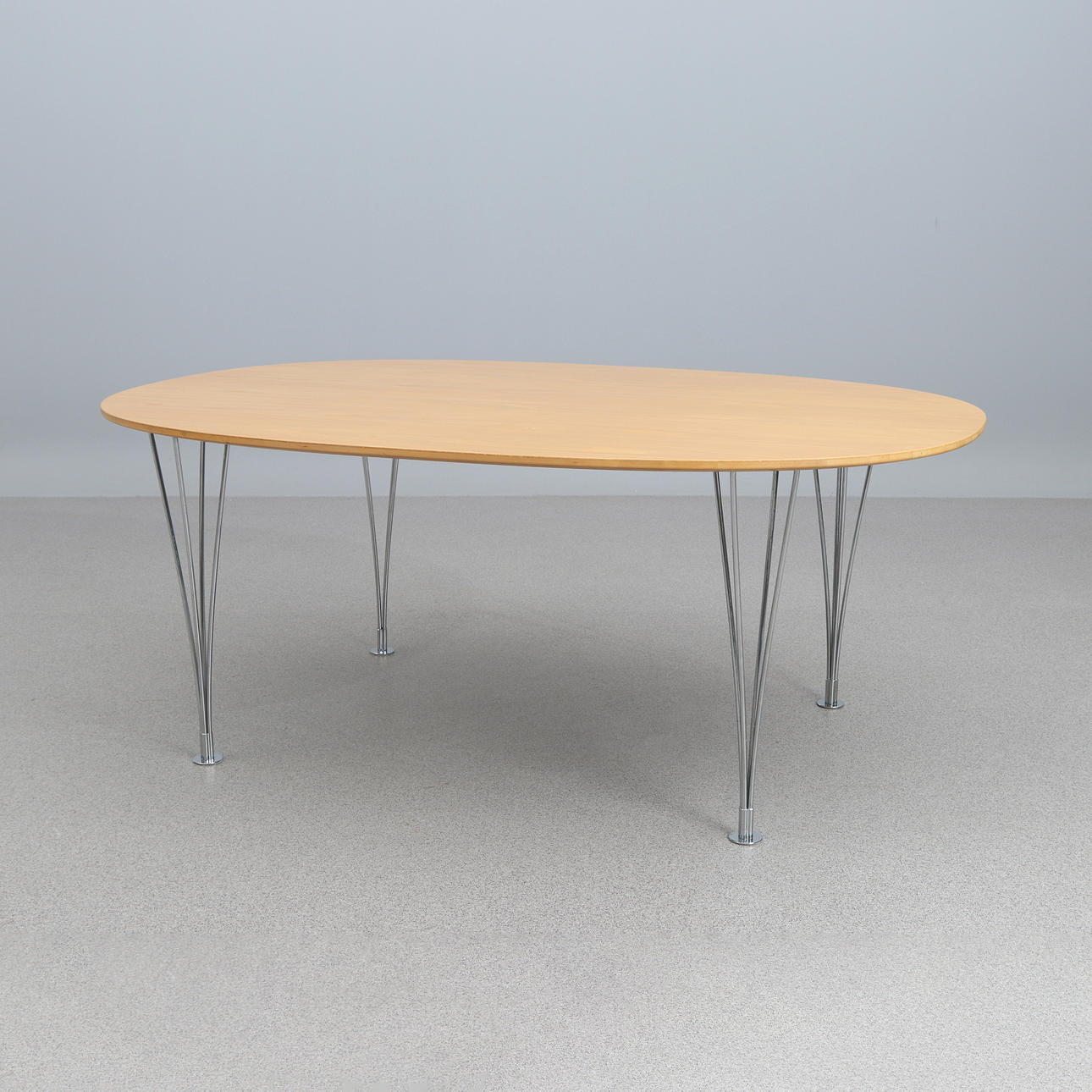 PIET HEIN & BRUNO MATHSSON. Dining table. Oak with clamping legs in pre ...