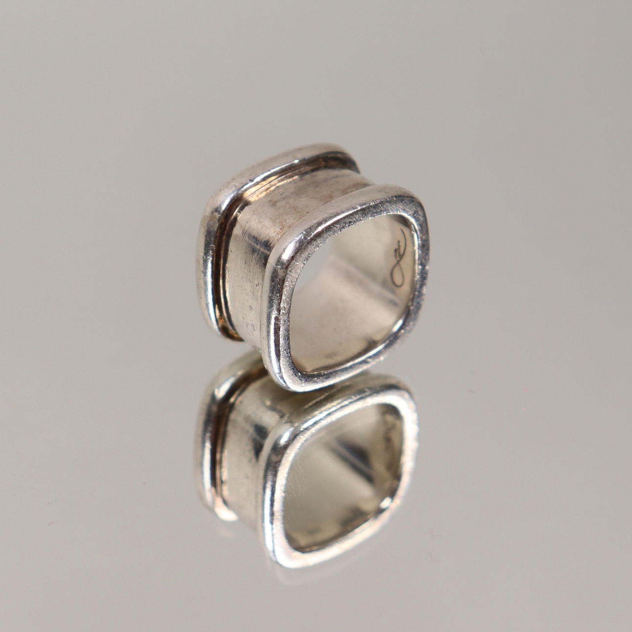 RING, Lotta Jewellery (Lotta Djossou), silver, sterling. Smycken ...