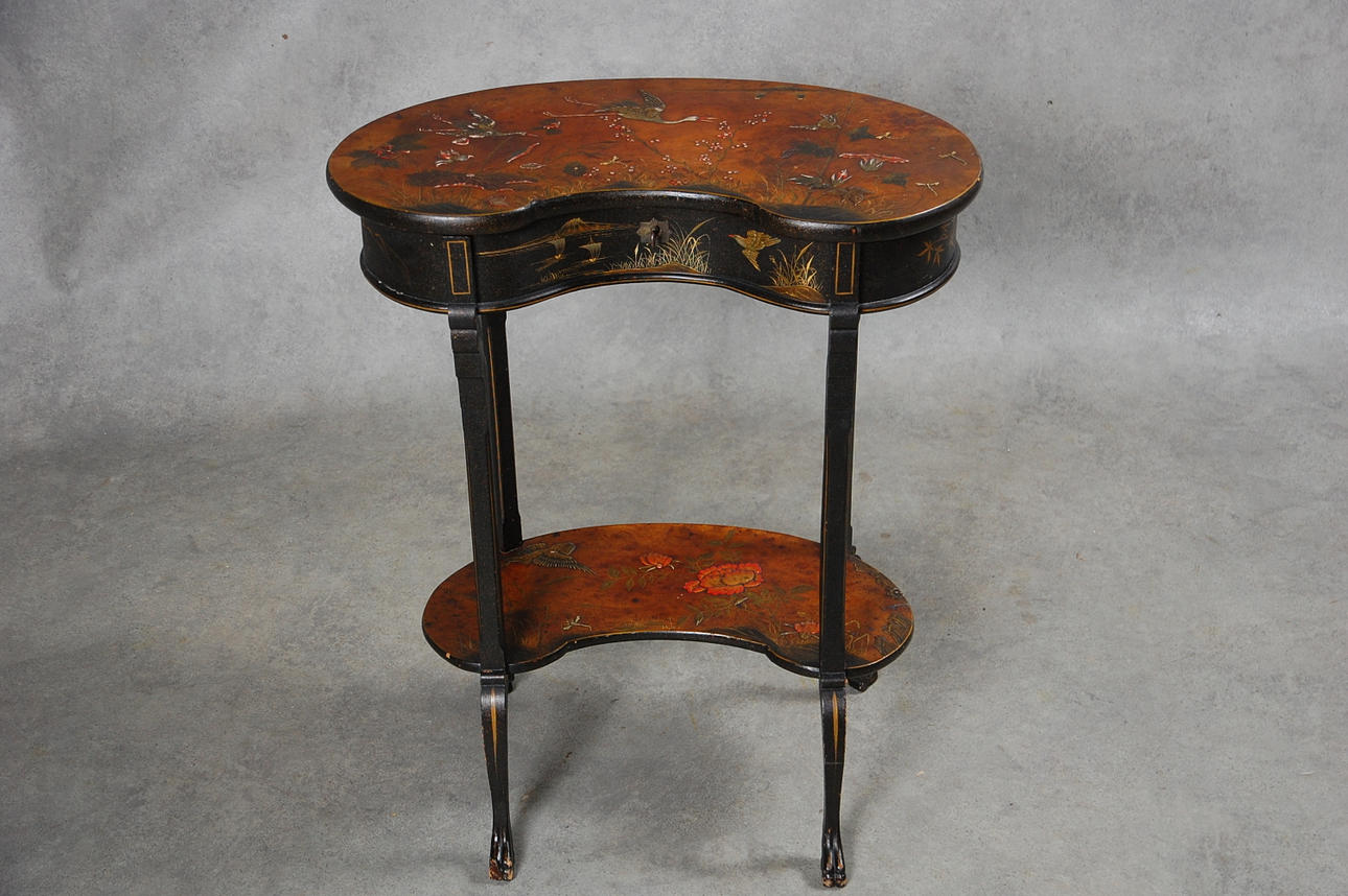 BORD, lackarbetet, kineseri 1800 tal.