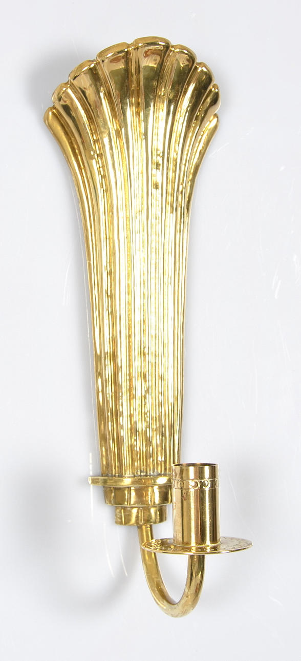 VÄGGLAMPETT, mässing, Lars Holmström.