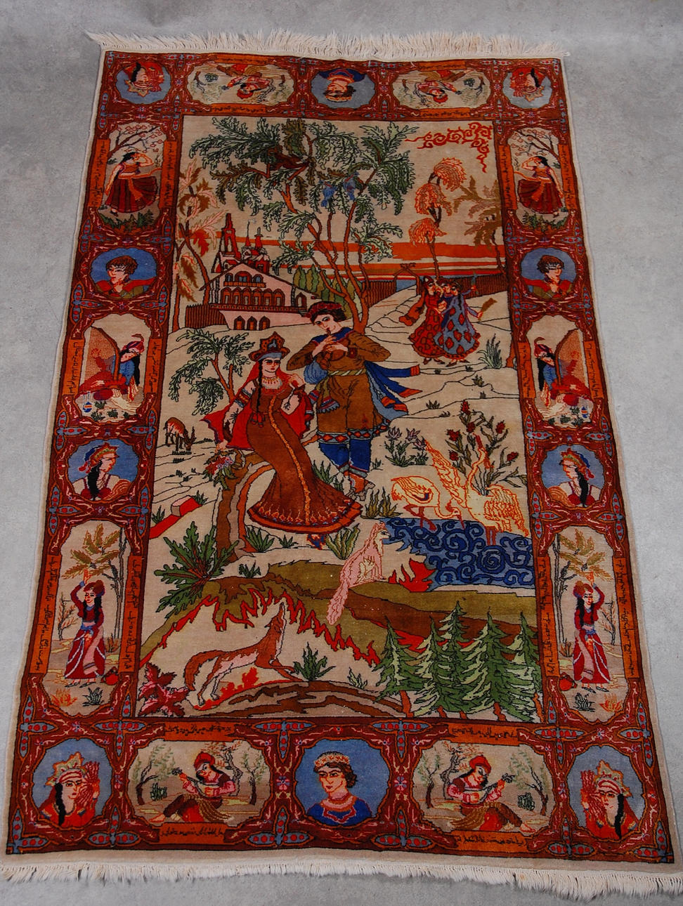 MATTA, figural, Persien 220 x 140 cm.