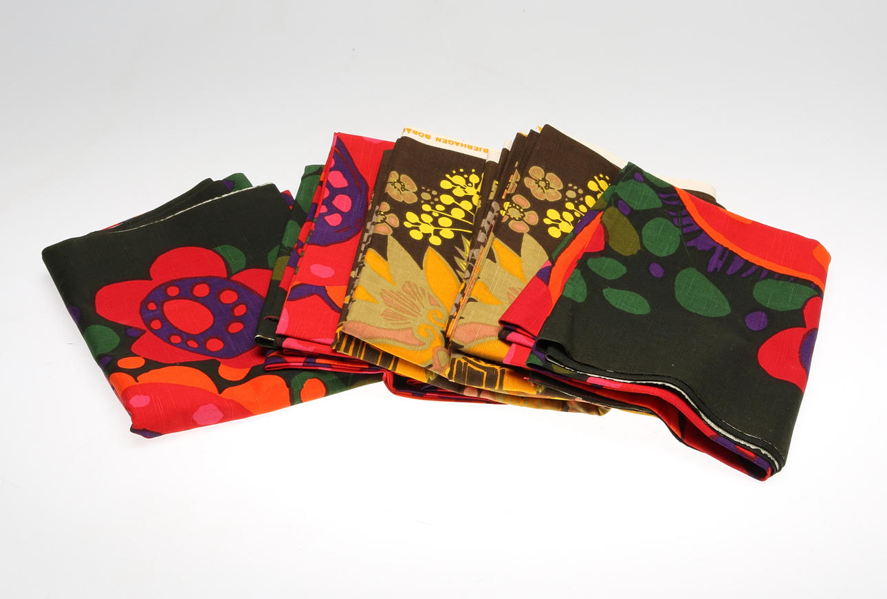 GARDINER, 5 st, bl.a. "Pompeja", Märta-Lena Bjerhagen, Borås Cotton.