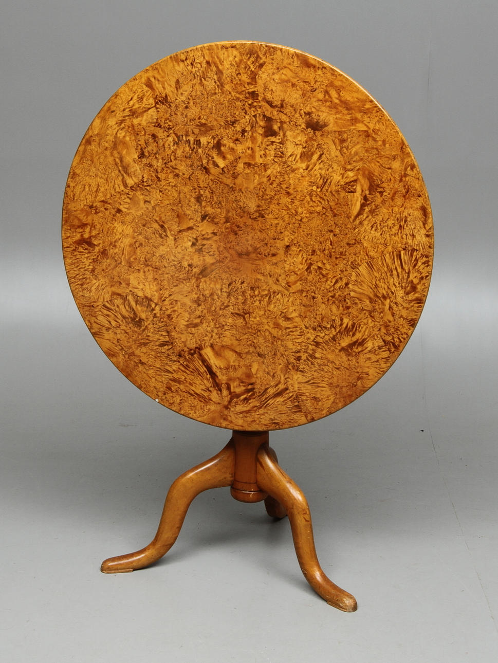 FÄLLBORD, av Jacob Sjölin (mästare i Köping och Kungsör 1767-1785).