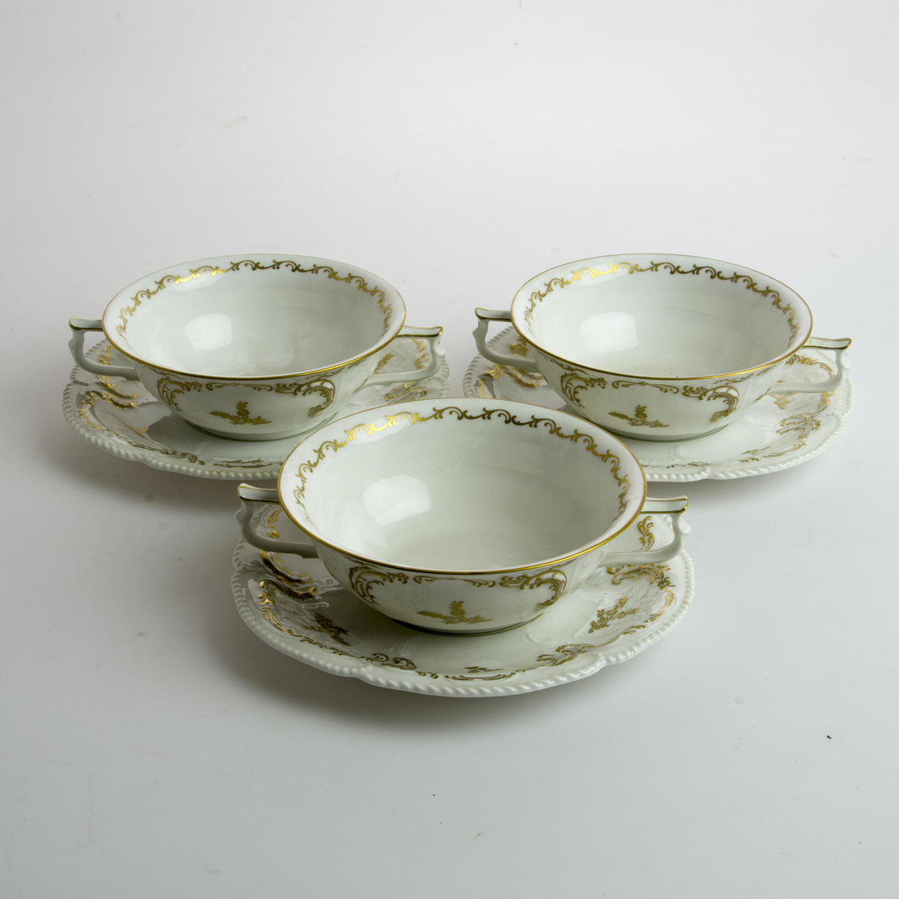 BULJONGKOPPAR MED FAT, 6 delar, porslin, "Sanssouci", Rosenthal.