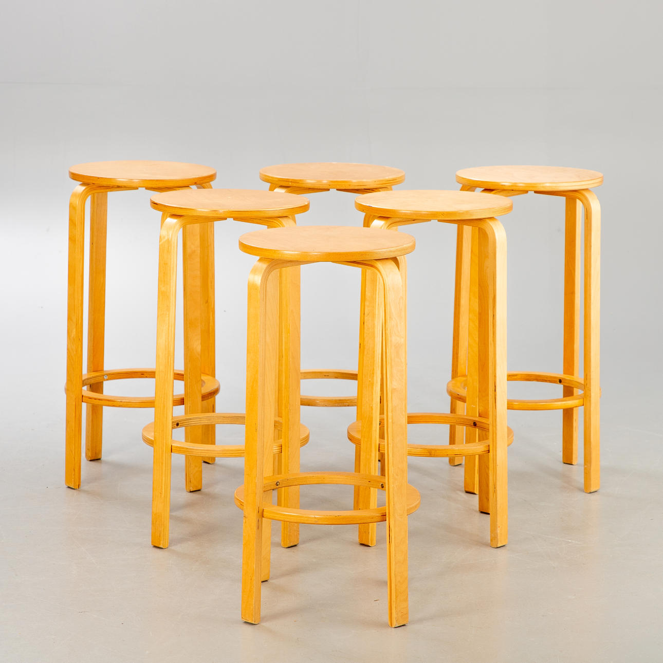 A set of bar stools' Frosta 'from IKEA, 1990s (6). Furniture